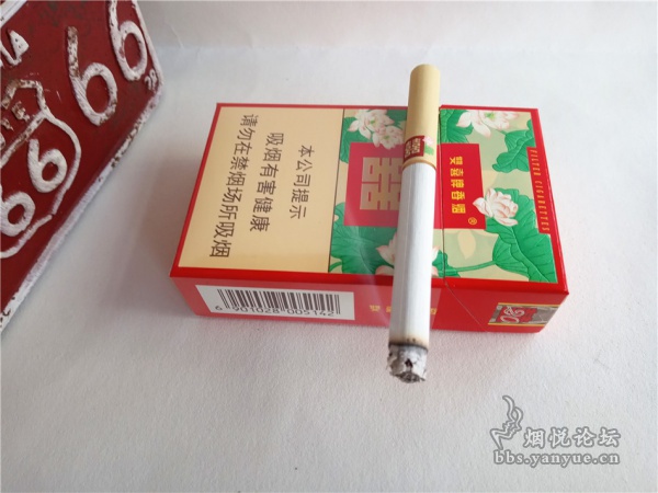 10元档双喜莲香评测:但是缺少 烟气饱满程度不佳-免税烟外烟批发,香烟